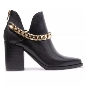 Steve Madden Cedar Ankle Booties with Gold Chain